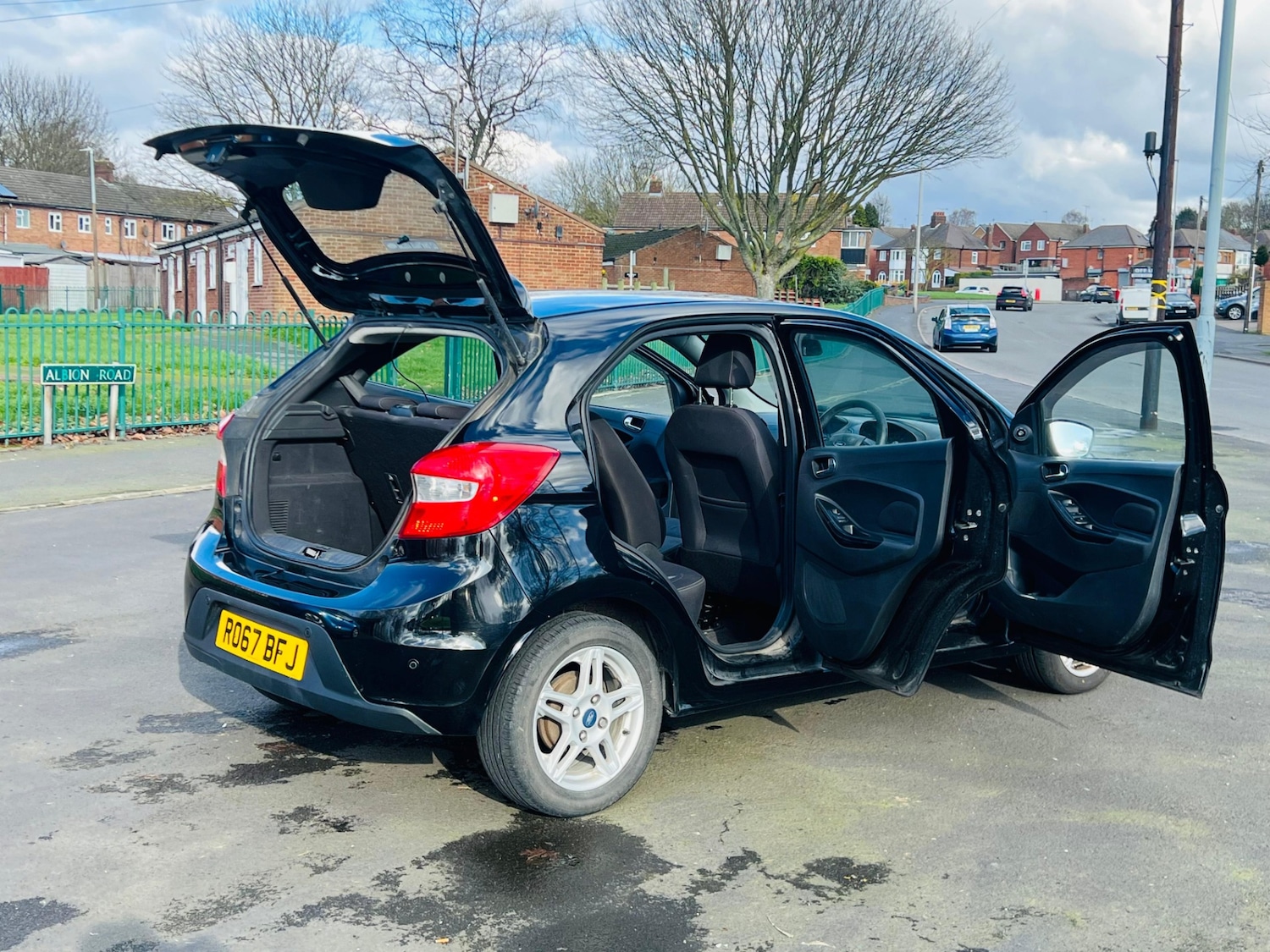 Used Ford Ka+ 2017 for sale - 77551355: Photo 28