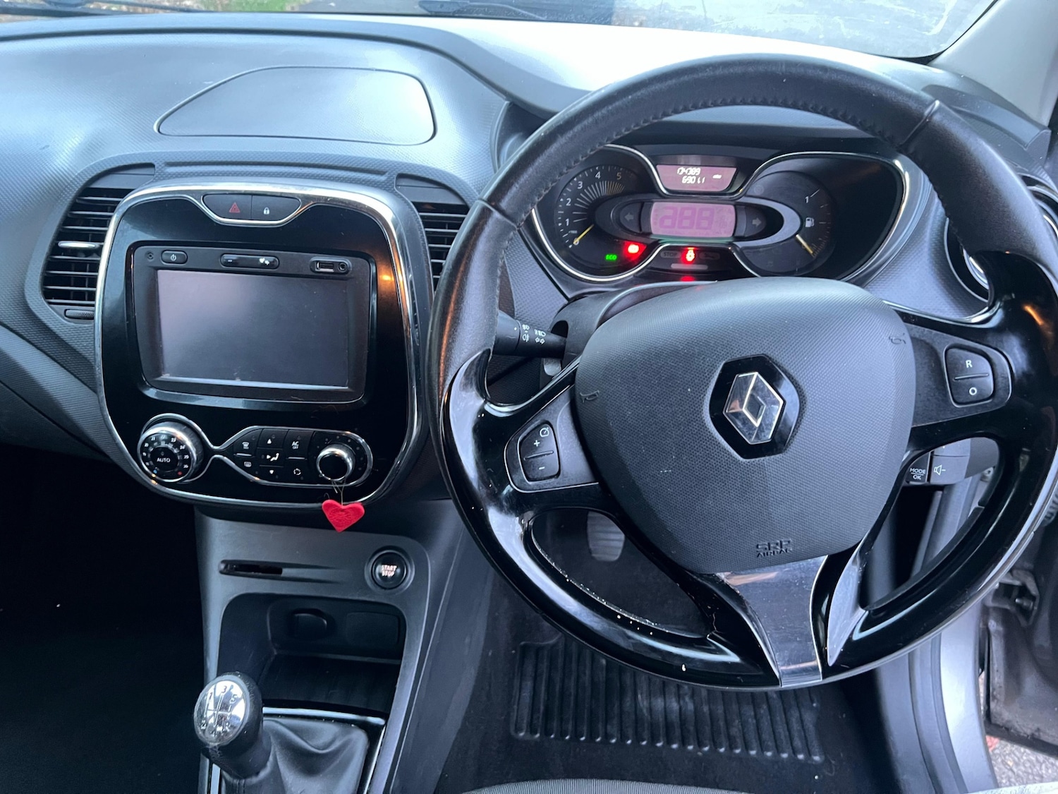 Used Renault Captur 2015 for sale - 76370034: Photo 15