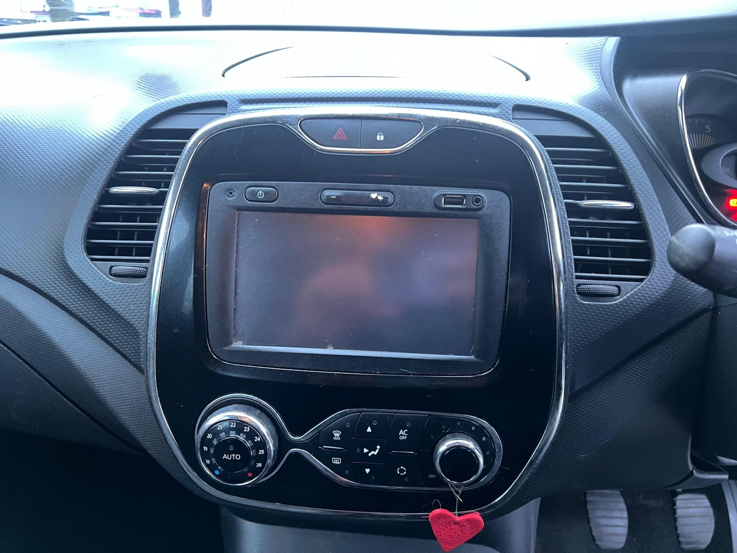 Used Renault Captur 2015 for sale - 76370034: Photo 16