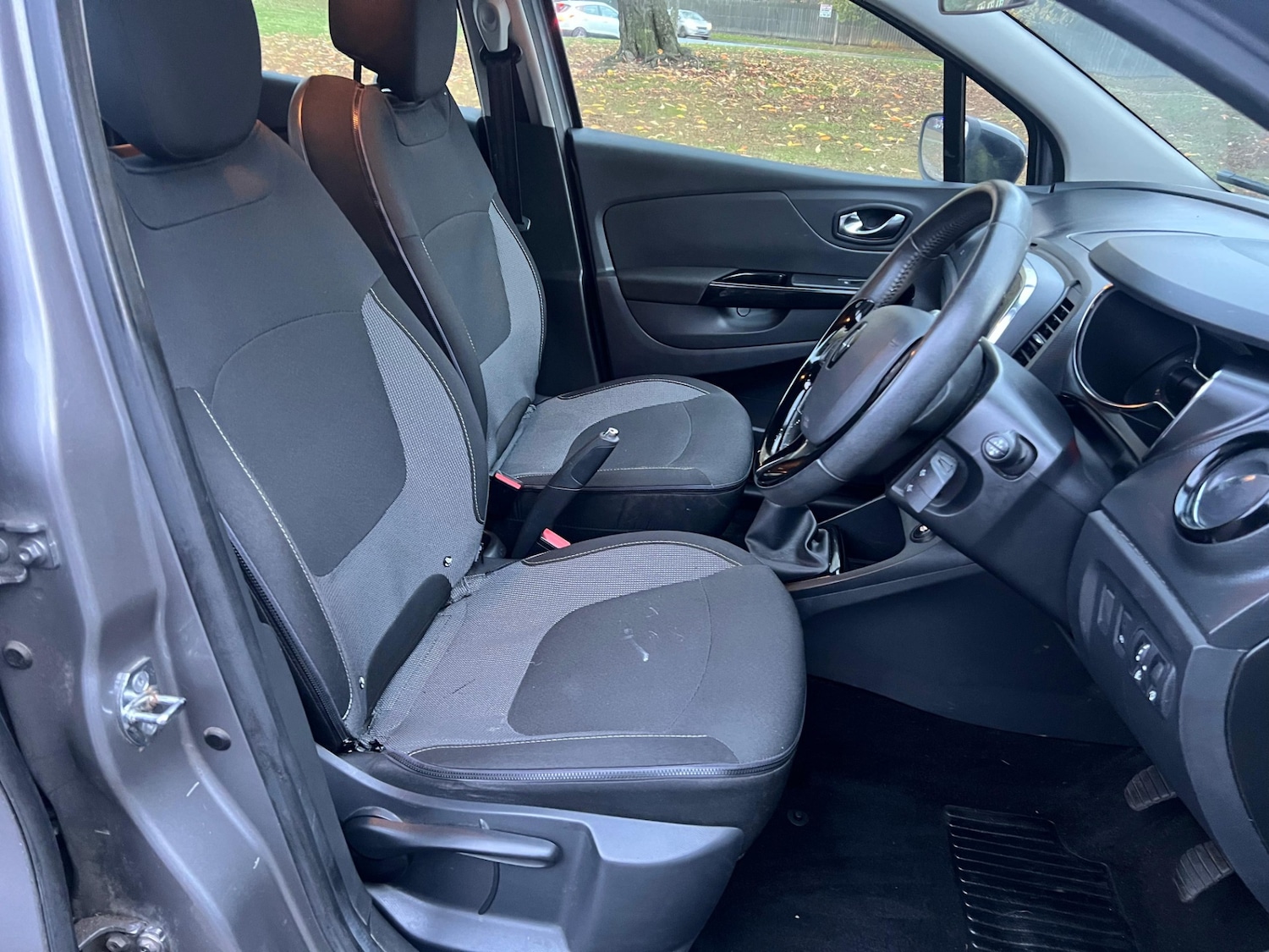 Used Renault Captur 2015 for sale - 76370034: Photo 26