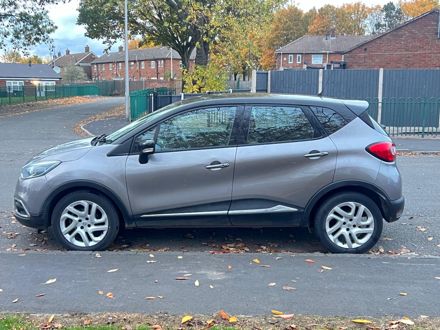 Used Renault Captur 2015 for sale - 76370034: Photo 6