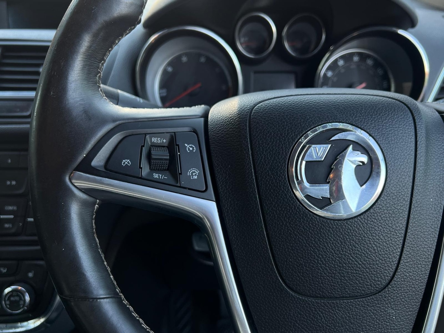 Used Vauxhall Mokka 2015 for sale - 76802505: Photo 32