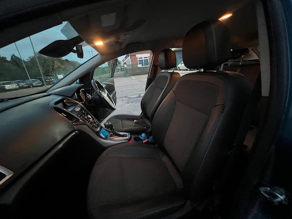 Used Vauxhall Astra 2013 for sale - 76176107: Photo 18