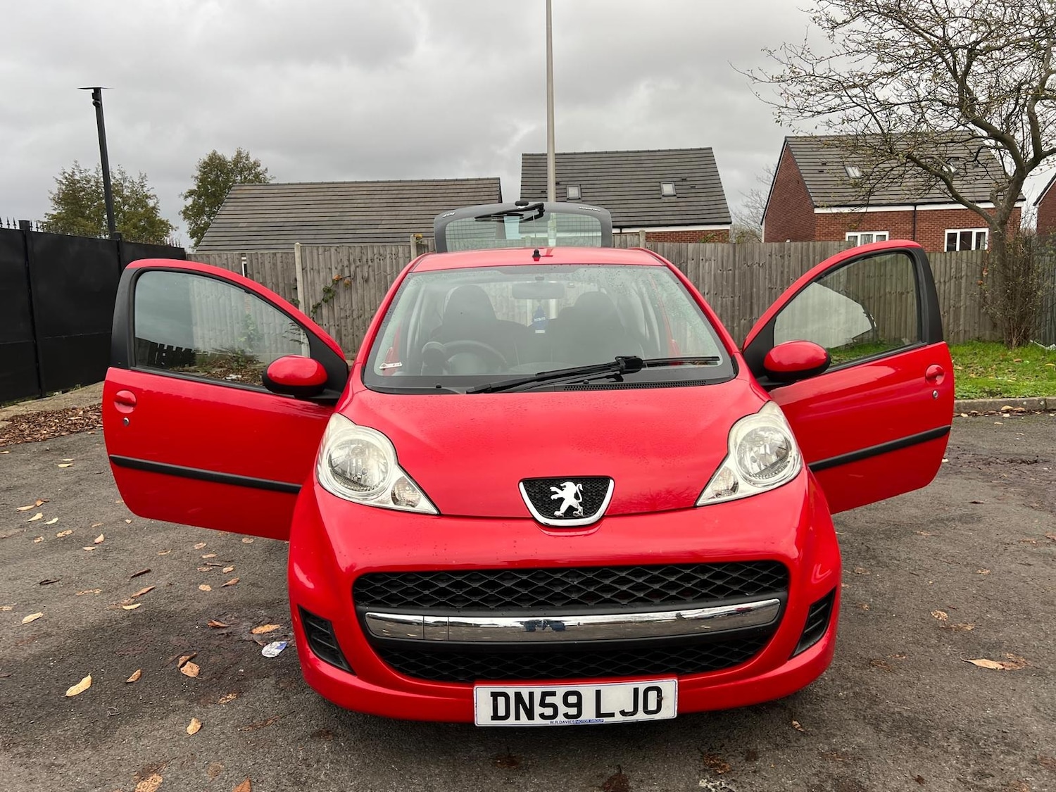 Used Peugeot 107 2010 for sale - 76458179: Photo 19