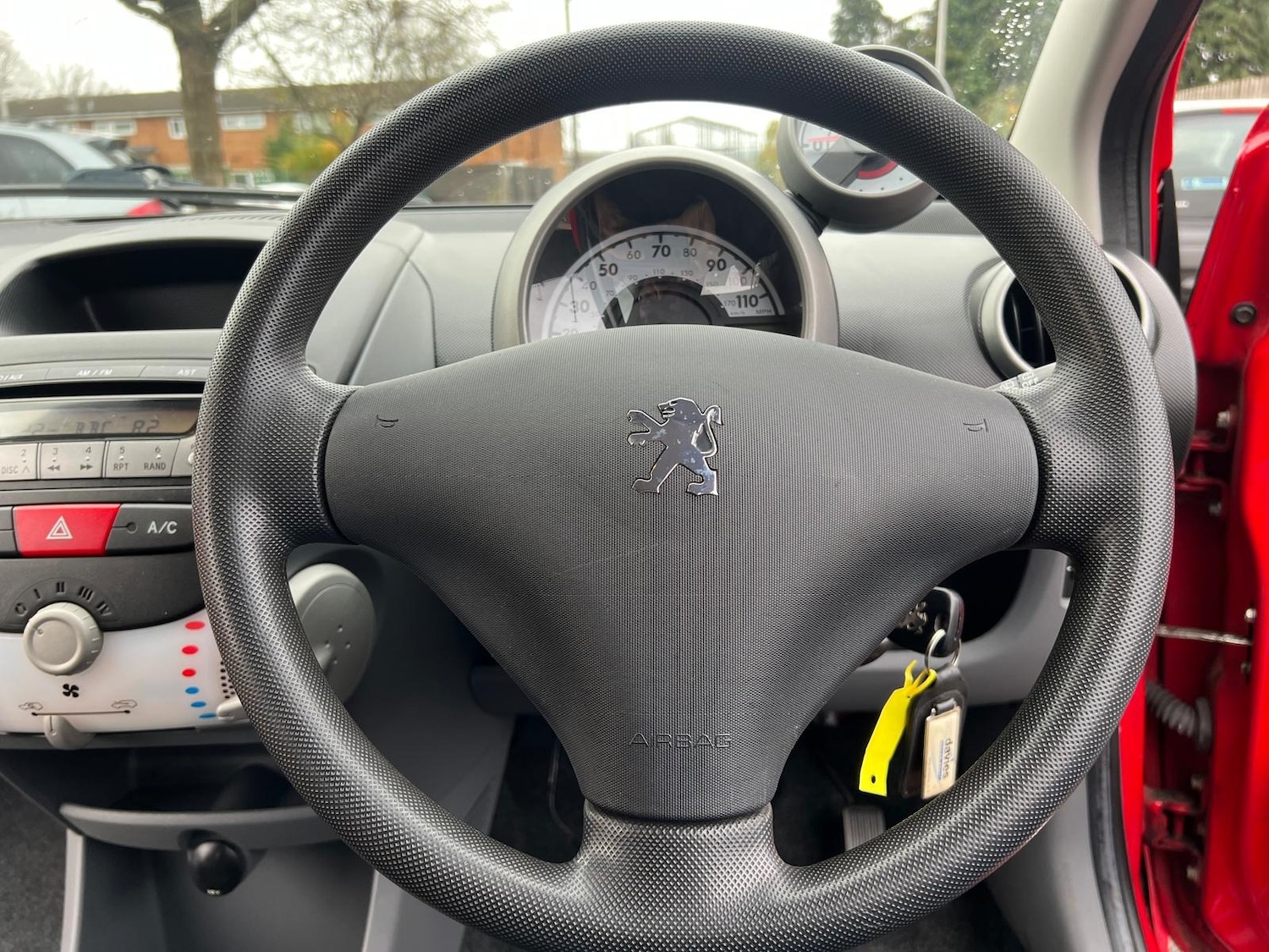 Used Peugeot 107 2010 for sale - 76458179: Photo 34