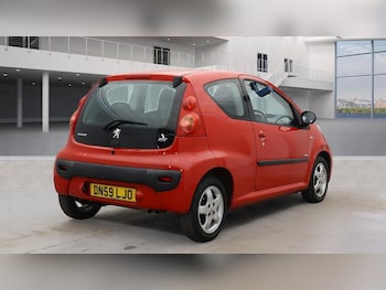 Used Peugeot 107 2010 for sale - 76458179: Photo