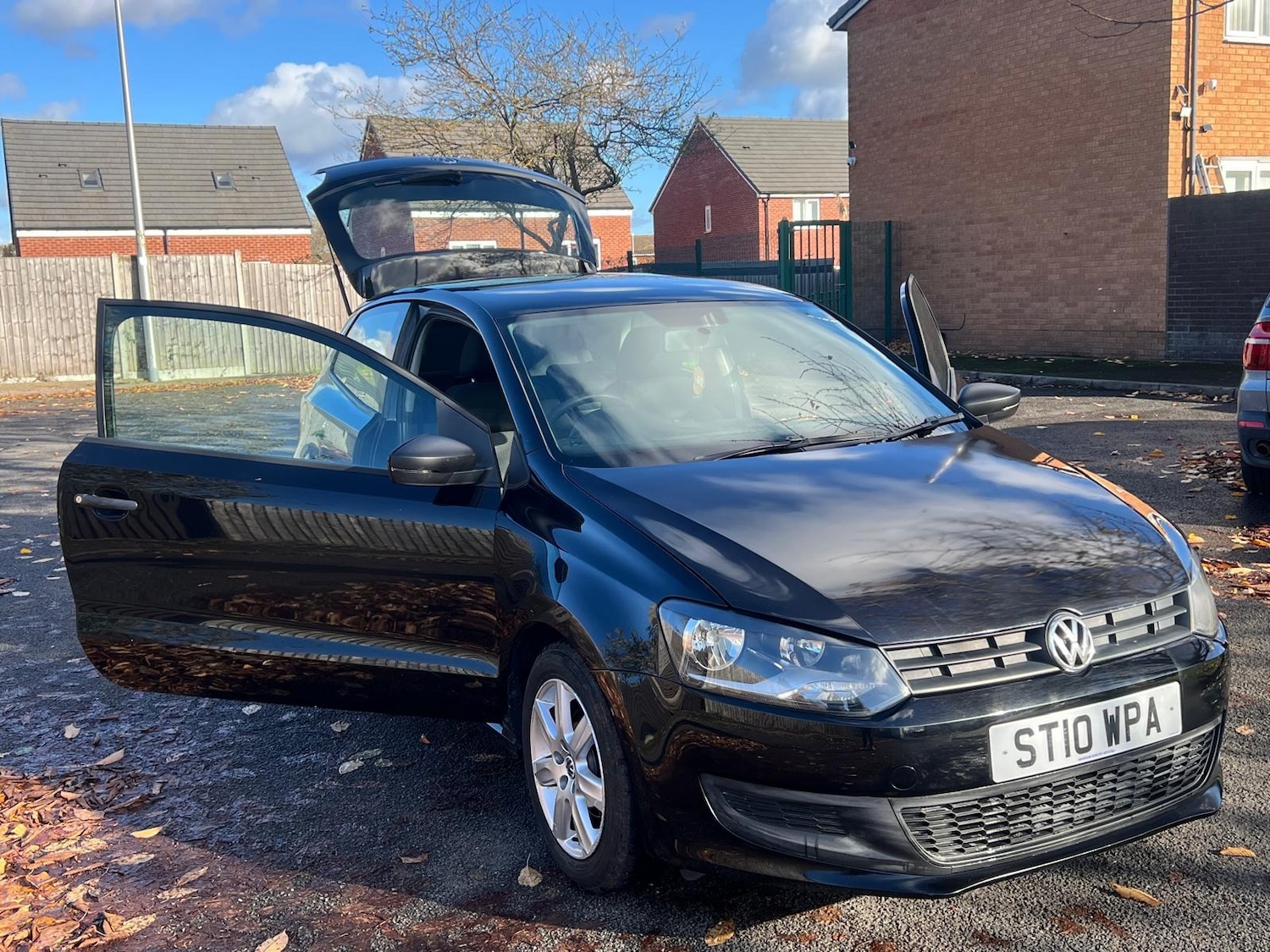 Used Volkswagen Polo 2010 for sale - 76399391: Photo 17