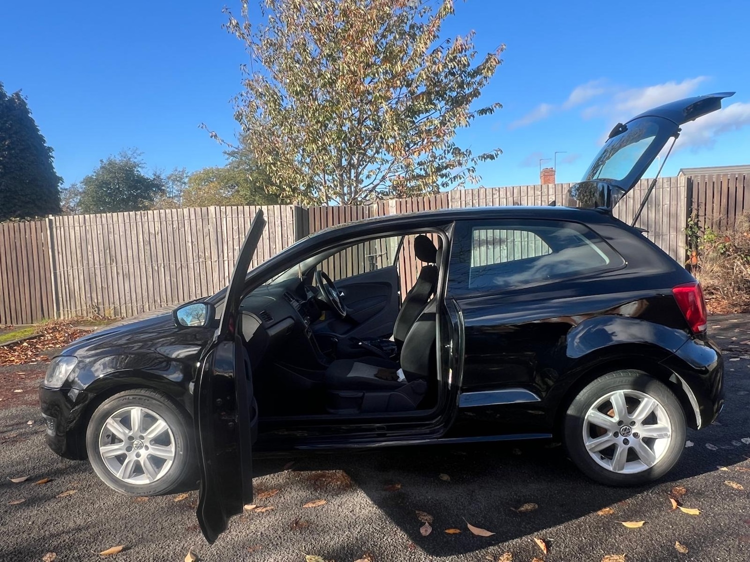 Used Volkswagen Polo 2010 for sale - 76399391: Photo 22