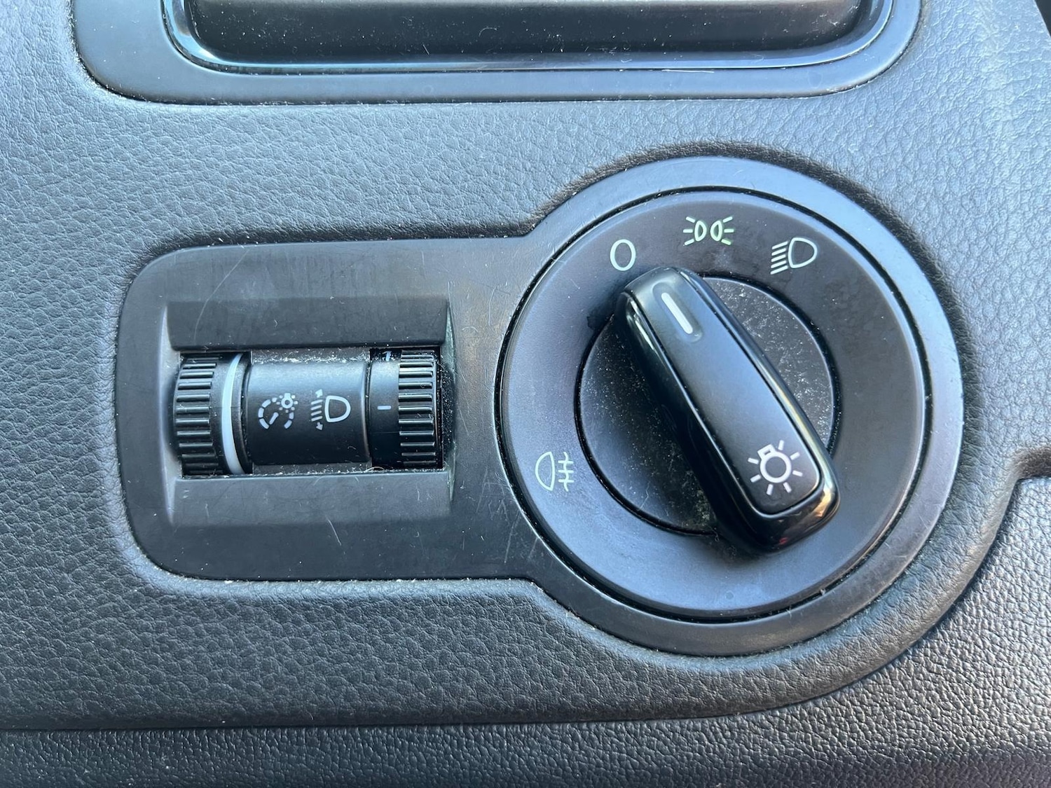 Used Volkswagen Polo 2010 for sale - 76399391: Photo 37