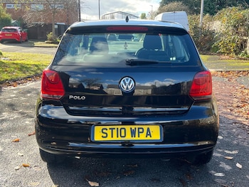 Used Volkswagen Polo 2010 for sale - 76399391: Photo
