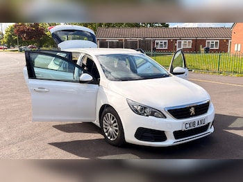 Used Peugeot 308 SW 2018 for sale - 78568541: Photo