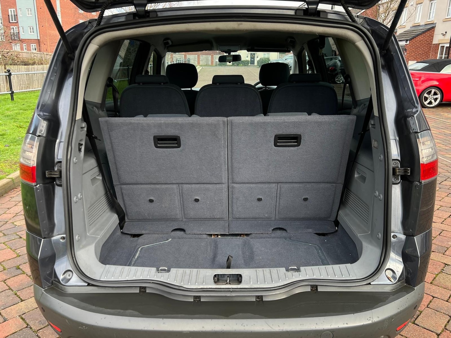 Used Ford S-Max 2009 for sale - 77234539: Photo 22