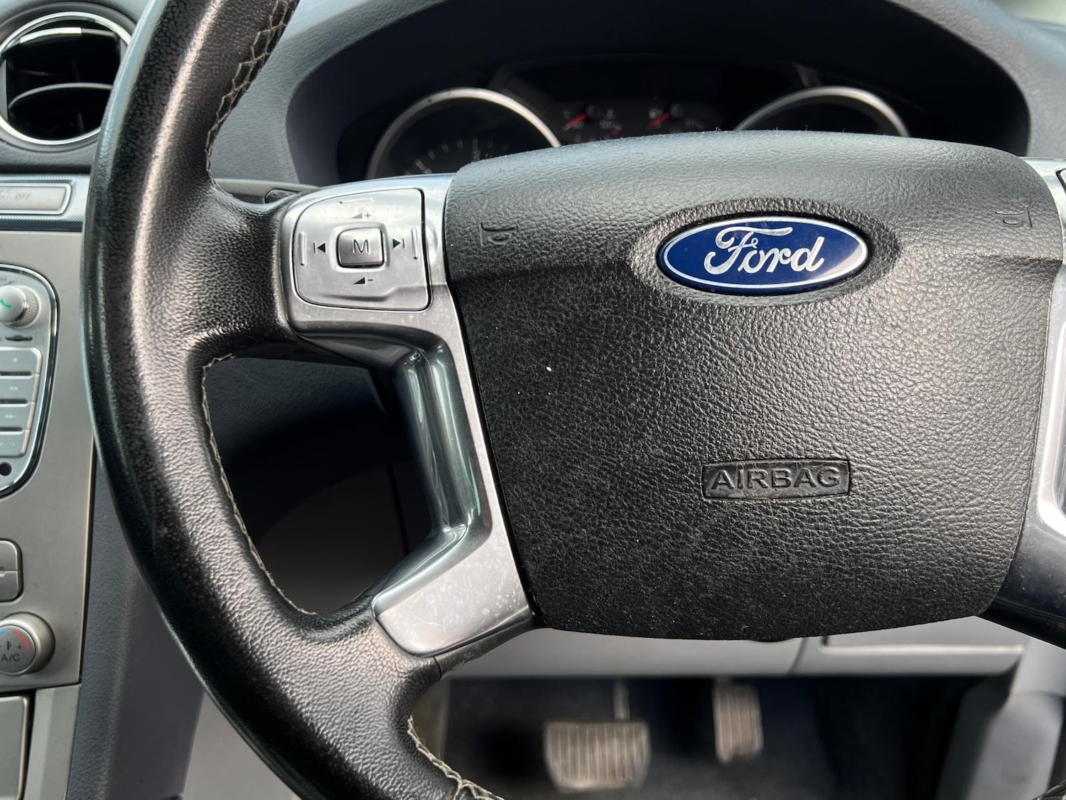 Used Ford S-Max 2009 for sale - 77234539: Photo 34