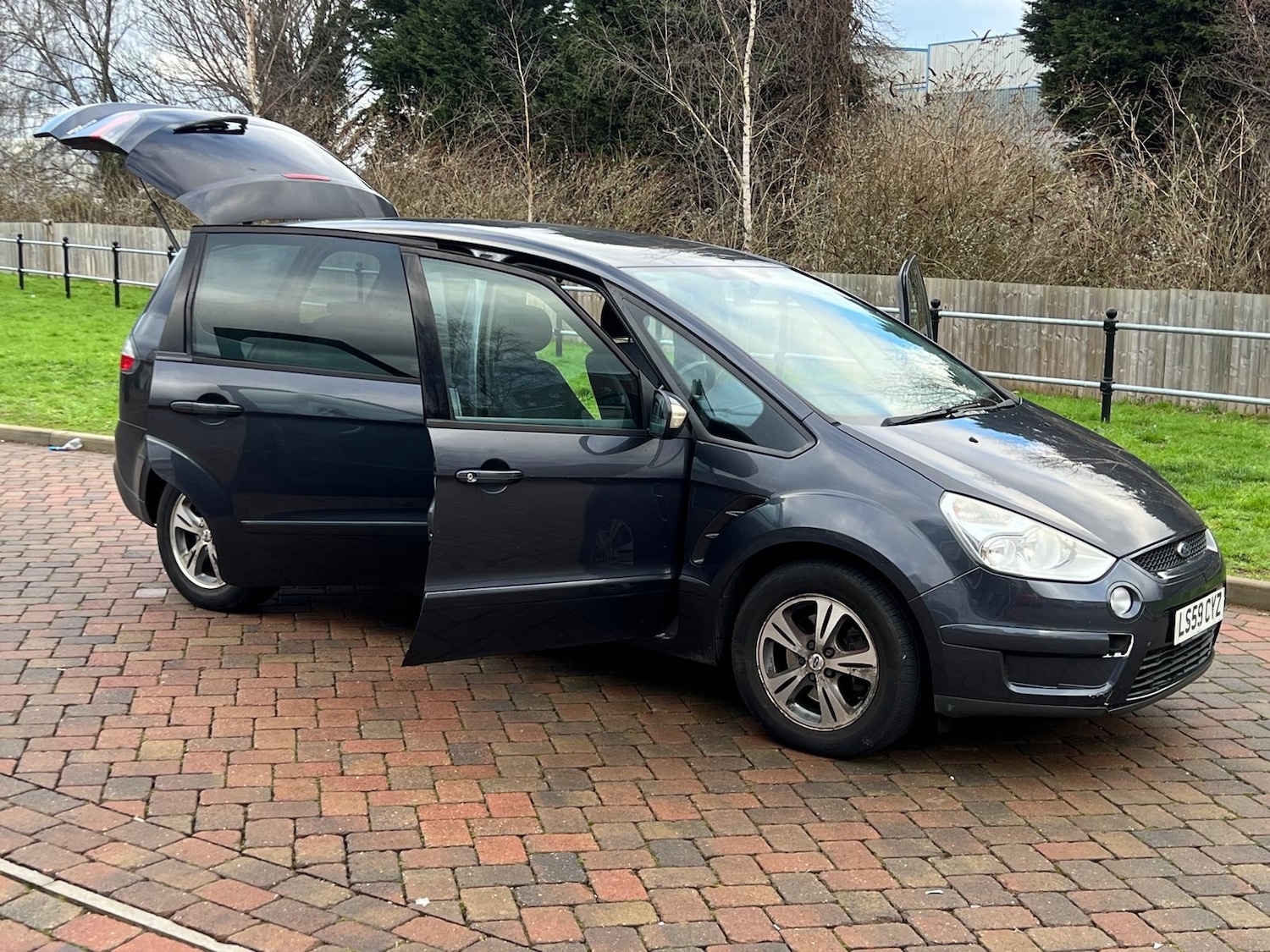 Used Ford S-Max 2009 for sale - 77234539: Photo 44
