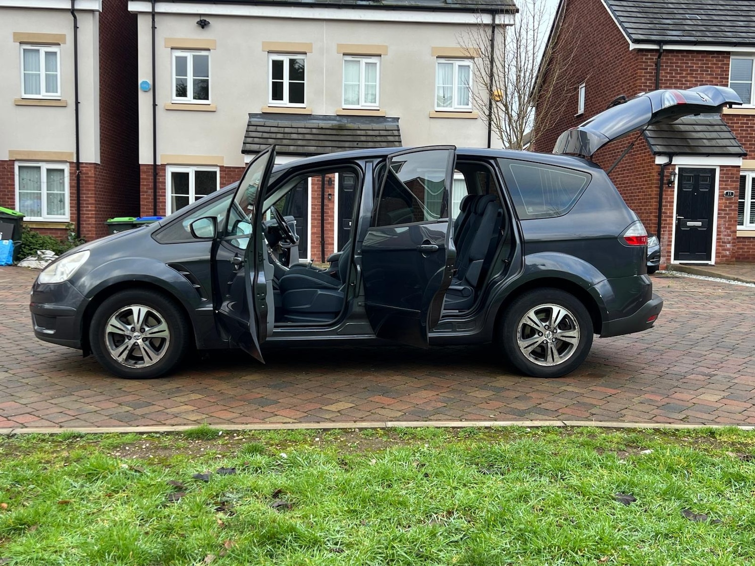 Used Ford S-Max 2009 for sale - 77234539: Photo 49