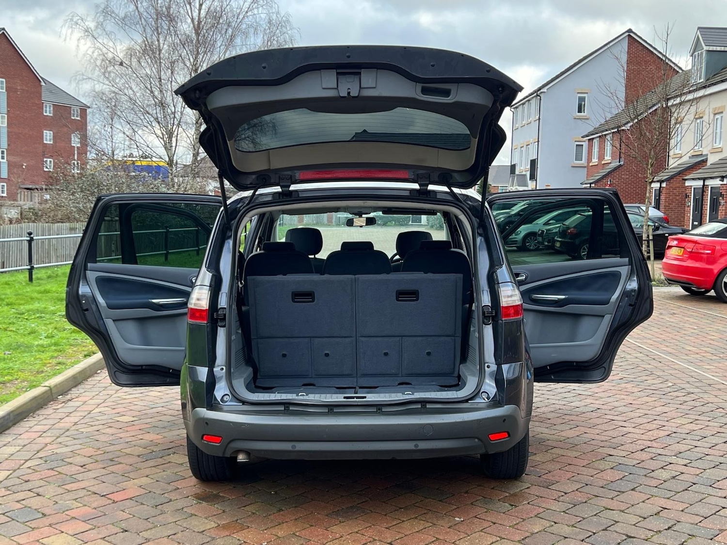 Used Ford S-Max 2009 for sale - 77234539: Photo 52