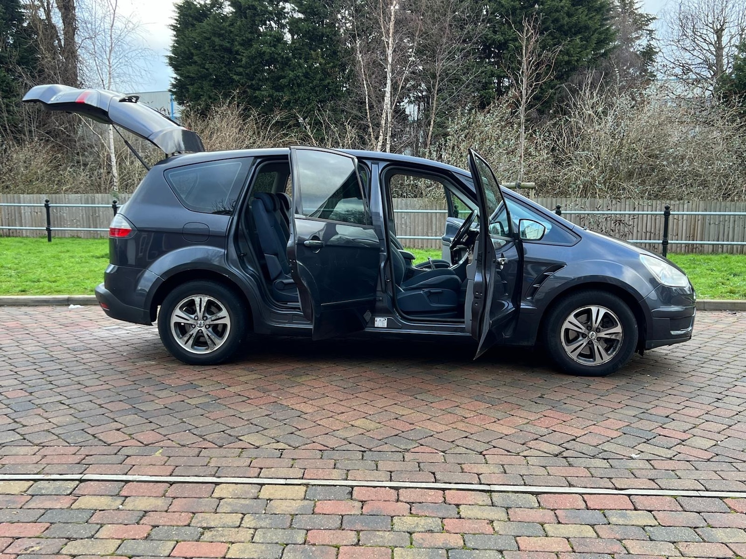 Used Ford S-Max 2009 for sale - 77234539: Photo 53