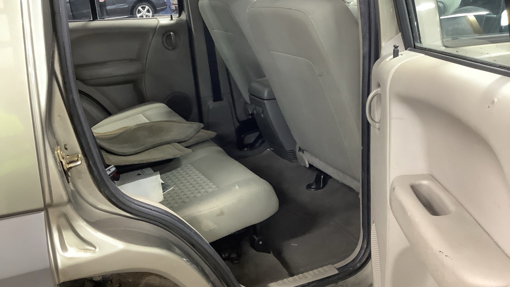 Used Jeep Cherokee 2006 for sale - 77268310: Photo 14