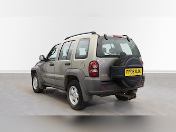 Used Jeep Cherokee 2006 for sale - 77268310: Photo