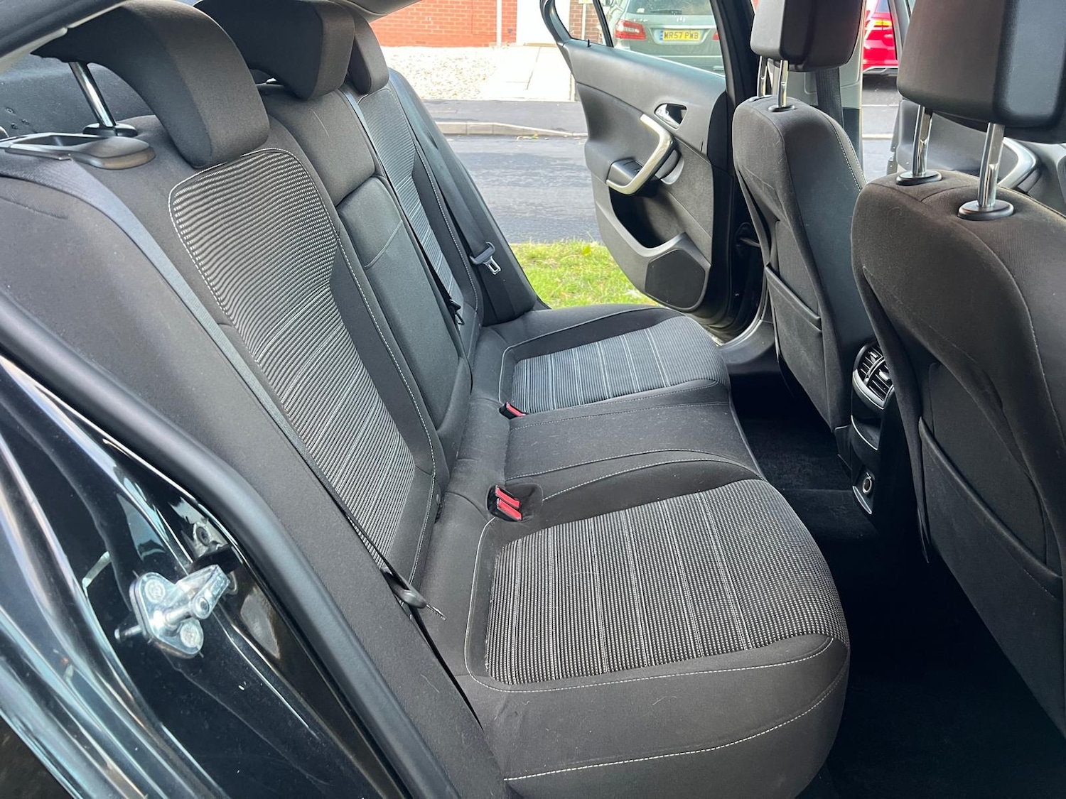 Used Vauxhall Insignia 2011 for sale - 77060560: Photo 29