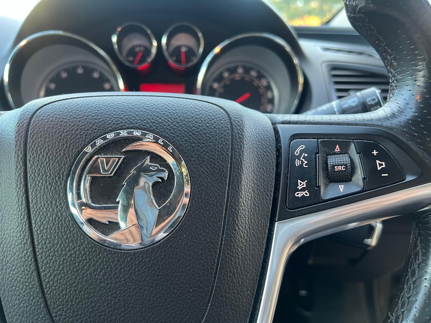 Used Vauxhall Insignia 2011 for sale - 77060560: Photo 35