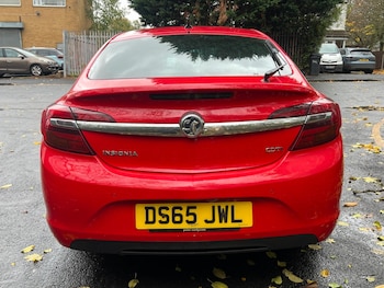 Vauxhall - Insignia