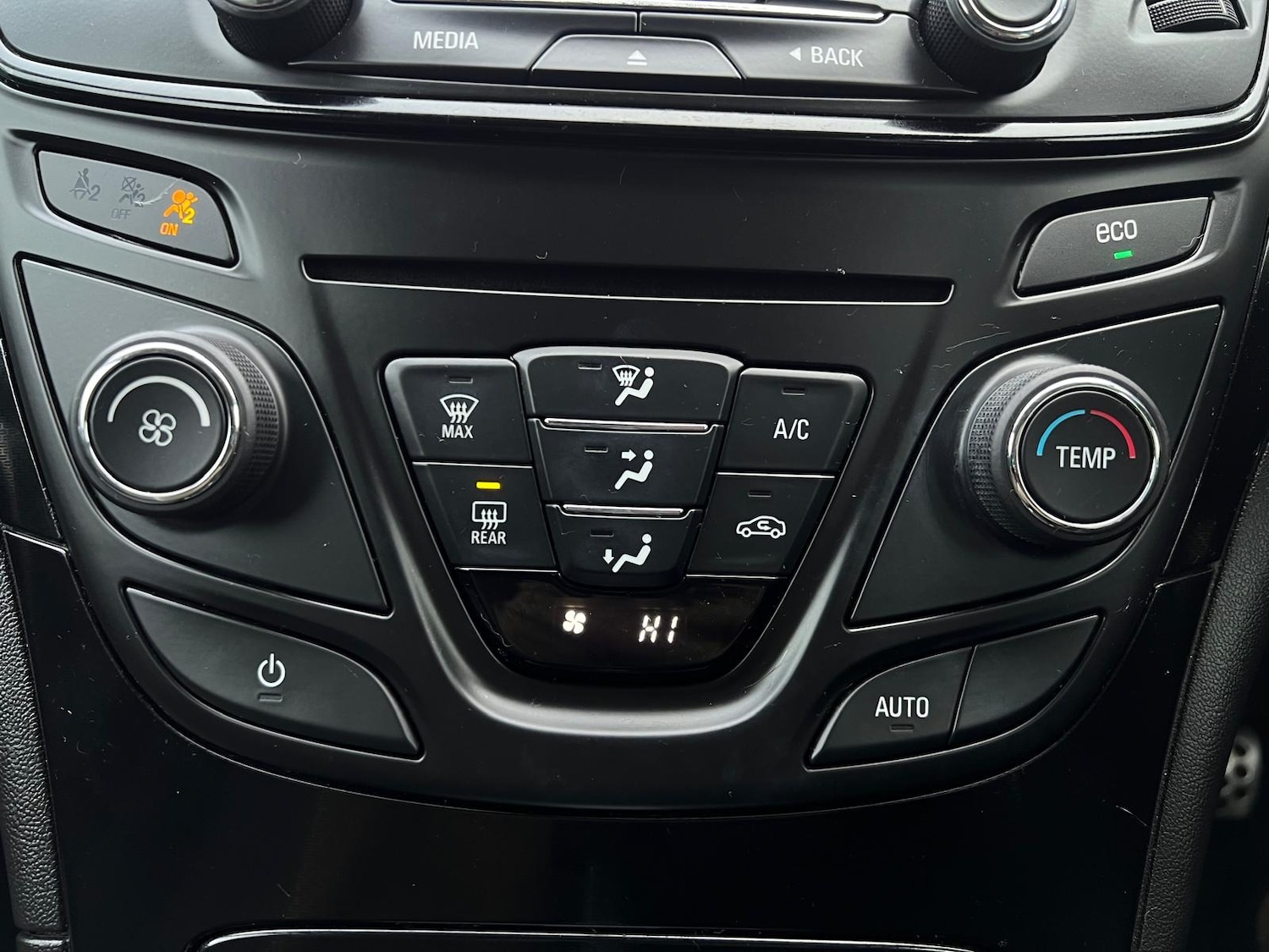 Used Vauxhall Insignia 2015 for sale - 76528654: Photo 37