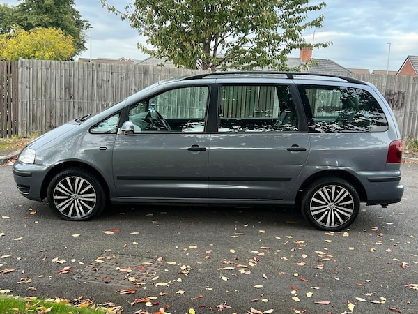 Used Volkswagen Sharan 2010 for sale - 76308135: Photo 14