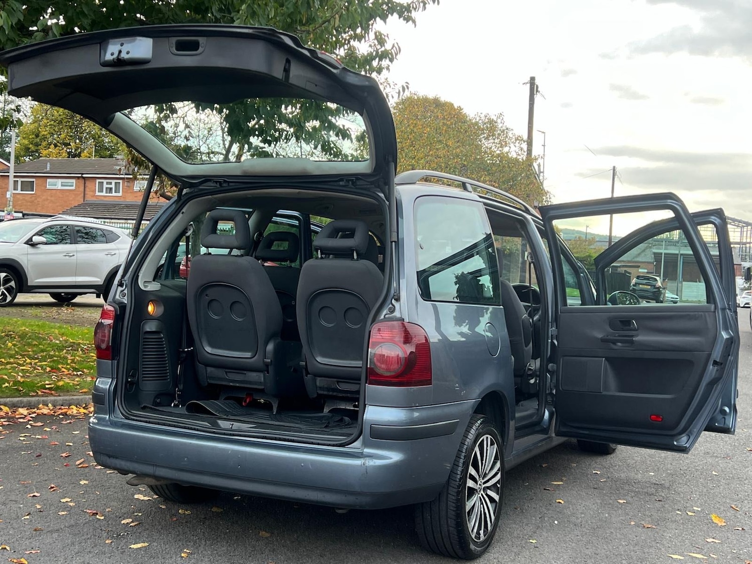 Volkswagen Sharan 2010 (59) - 1.9 TDI S 115 5dr Tip Auto - Image 22