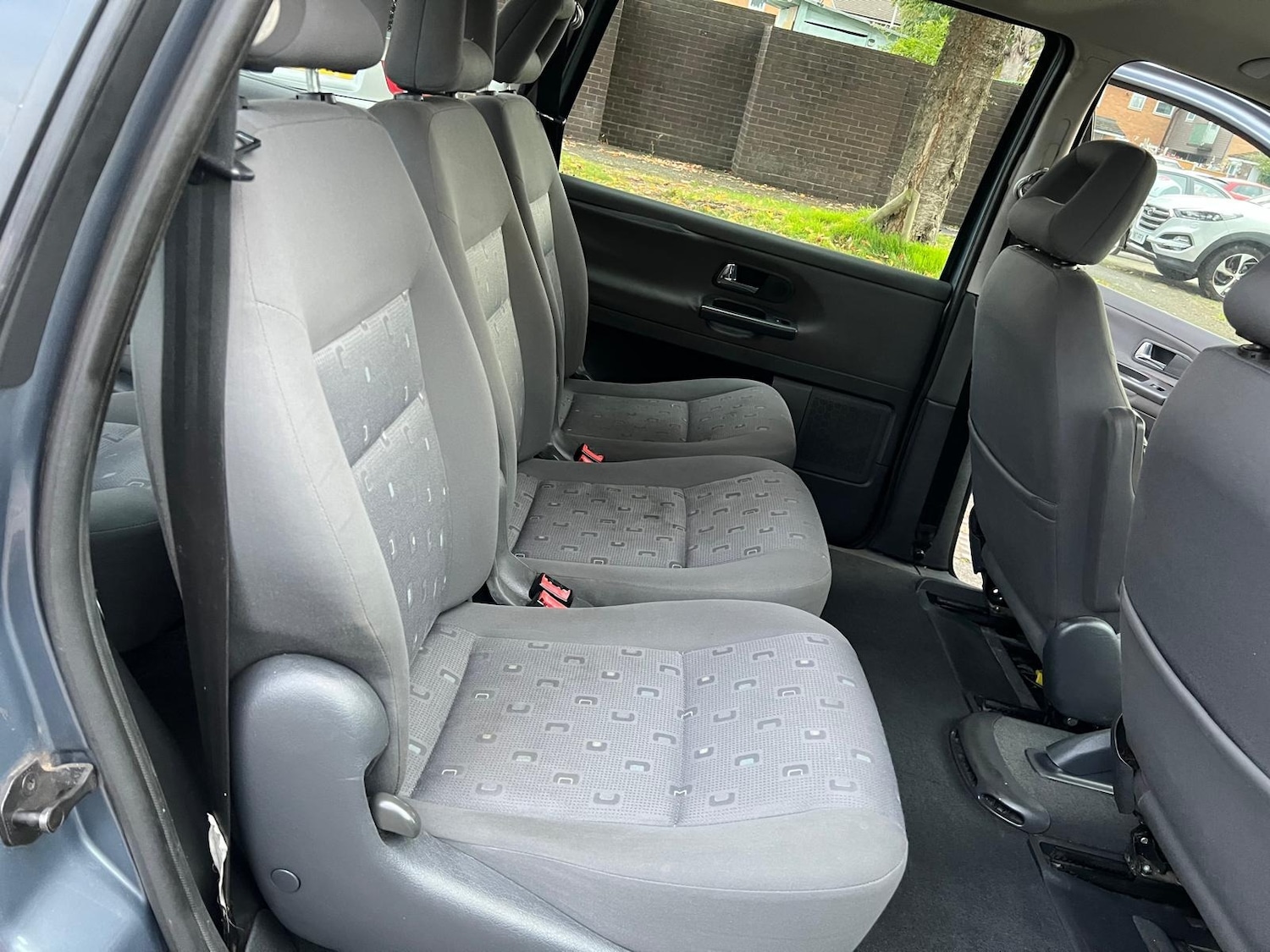 Volkswagen Sharan 2010 (59) - 1.9 TDI S 115 5dr Tip Auto - Image 31