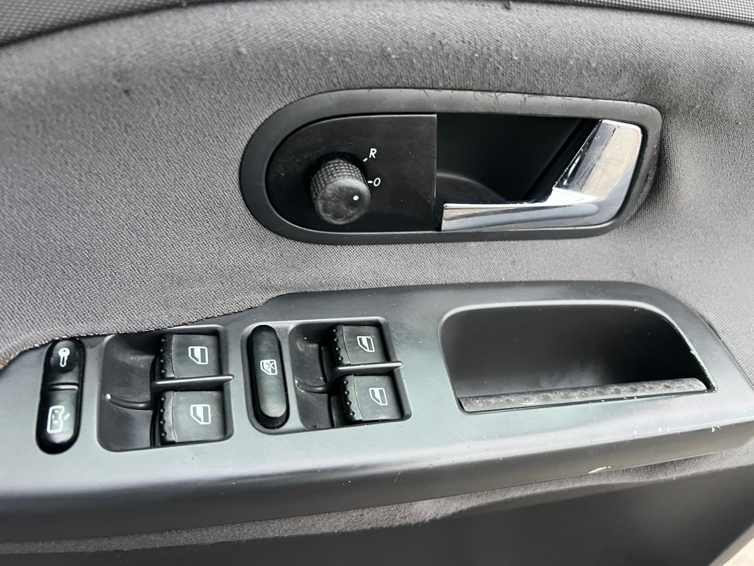 Volkswagen Sharan 2010 (59) - 1.9 TDI S 115 5dr Tip Auto - Image 35