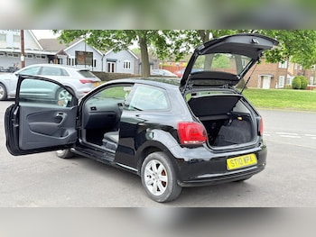 Used Volkswagen Polo 2010 for sale - 78458937: Photo