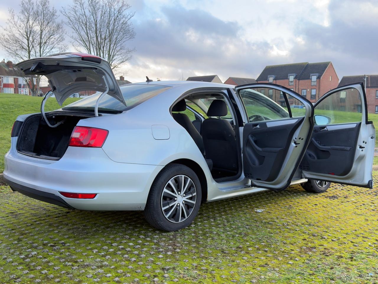 Used Volkswagen Jetta 2012 for sale - 77231149: Photo 38
