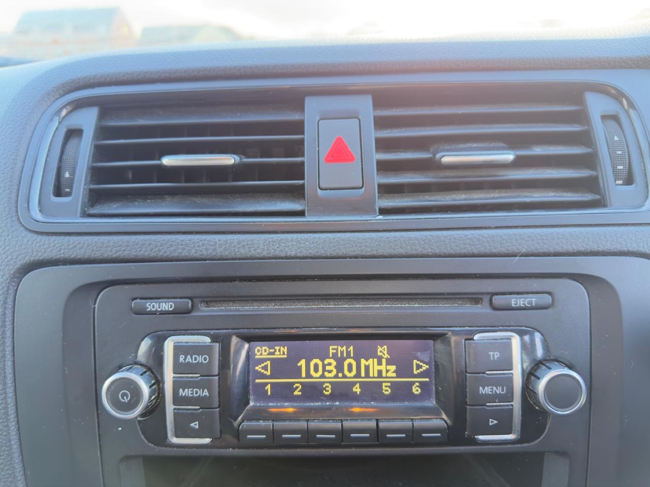 Used Volkswagen Jetta 2012 for sale - 77231149: Photo 41