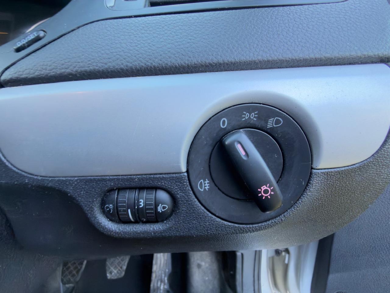 Used Volkswagen Jetta 2012 for sale - 77231149: Photo 8