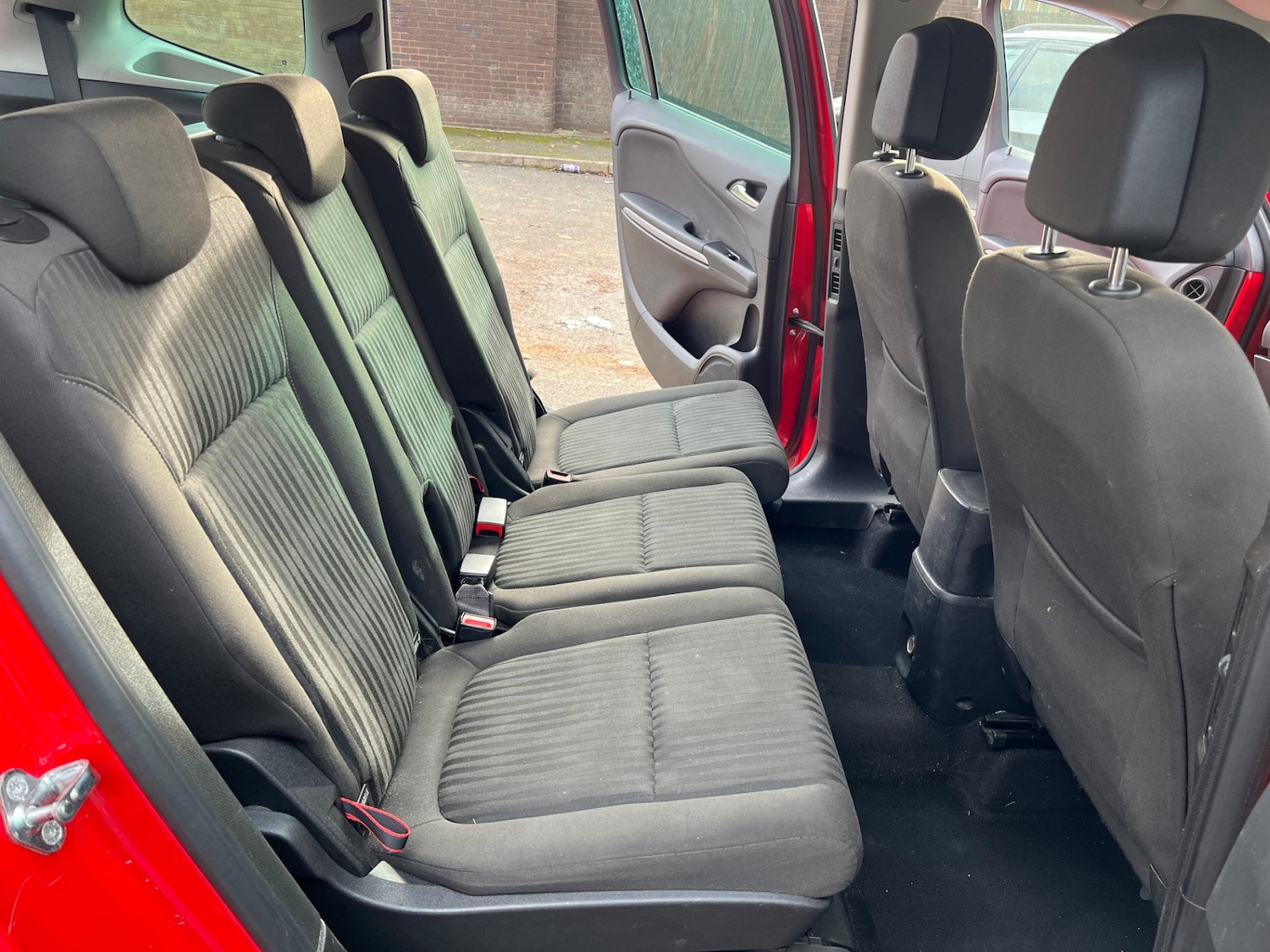 Used Vauxhall Zafira 2015 for sale - 76573811: Photo 25