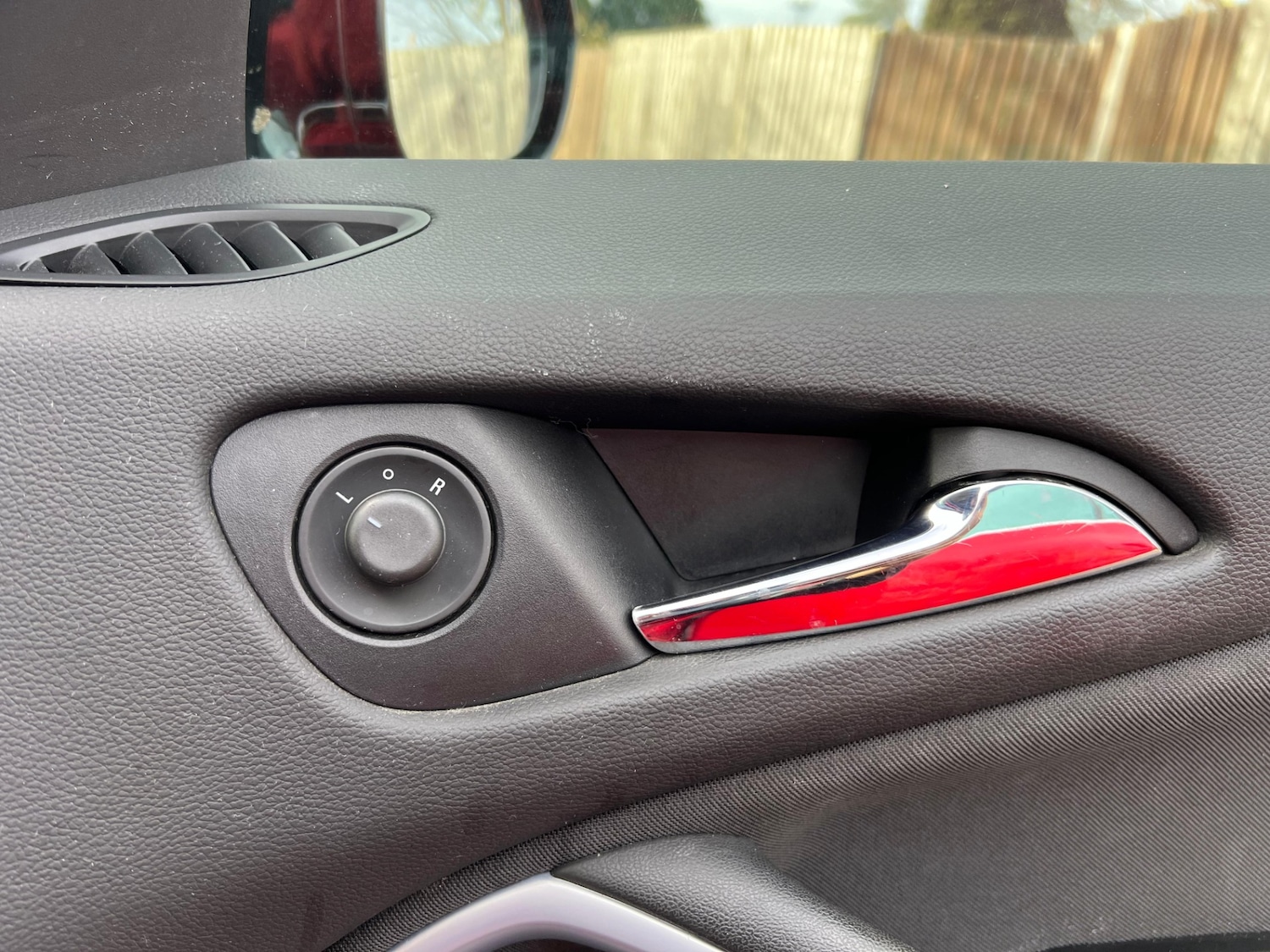 Used Vauxhall Zafira 2015 for sale - 76573811: Photo 27