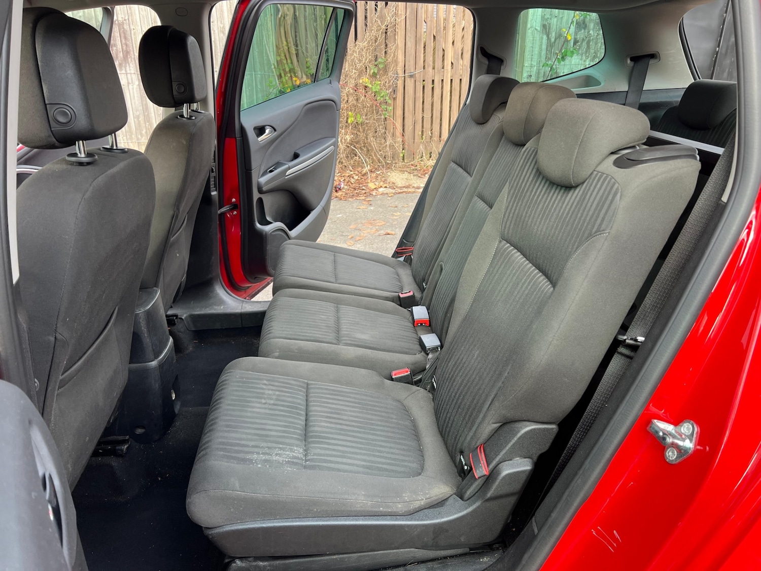 Used Vauxhall Zafira 2015 for sale - 76573811: Photo 29