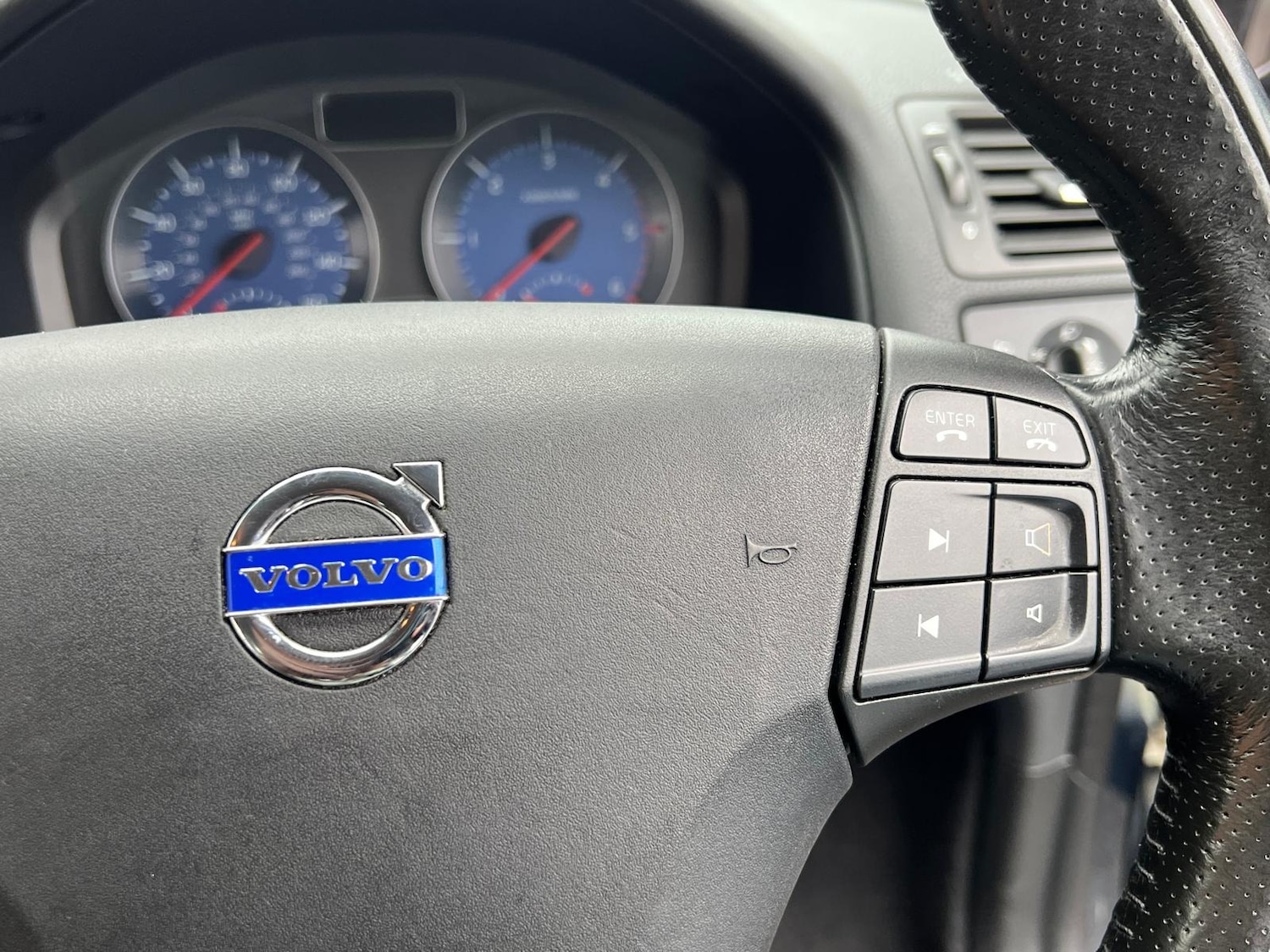 Used Volvo S40 2008 for sale - 76528647: Photo 24