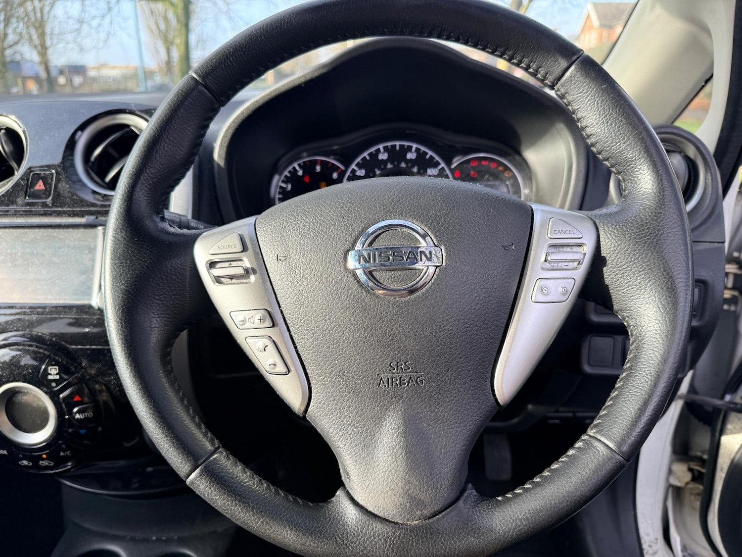 Used Nissan Note 2014 for sale - 77387789: Photo 12