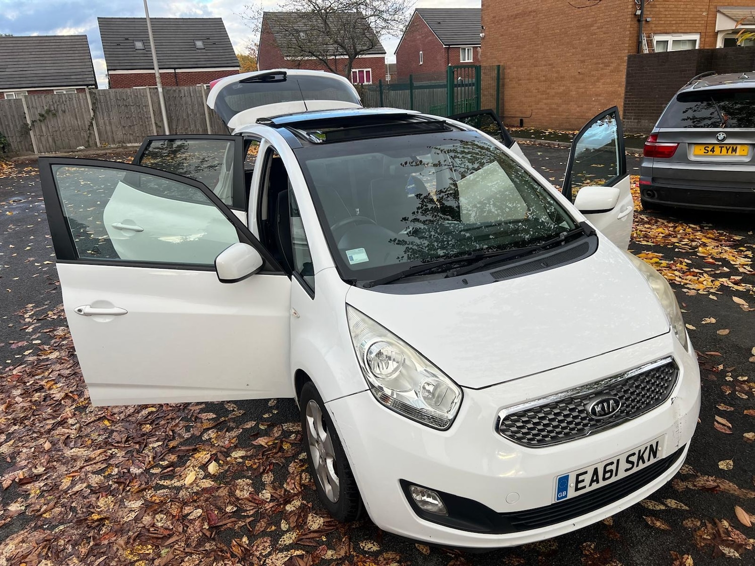 Used Kia Venga 2011 for sale - 76317721: Photo 14