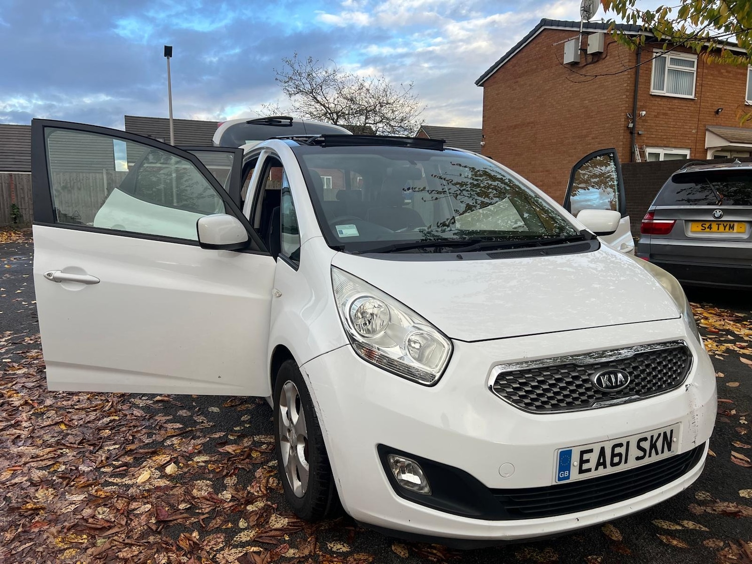 Used Kia Venga 2011 for sale - 76317721: Photo 17