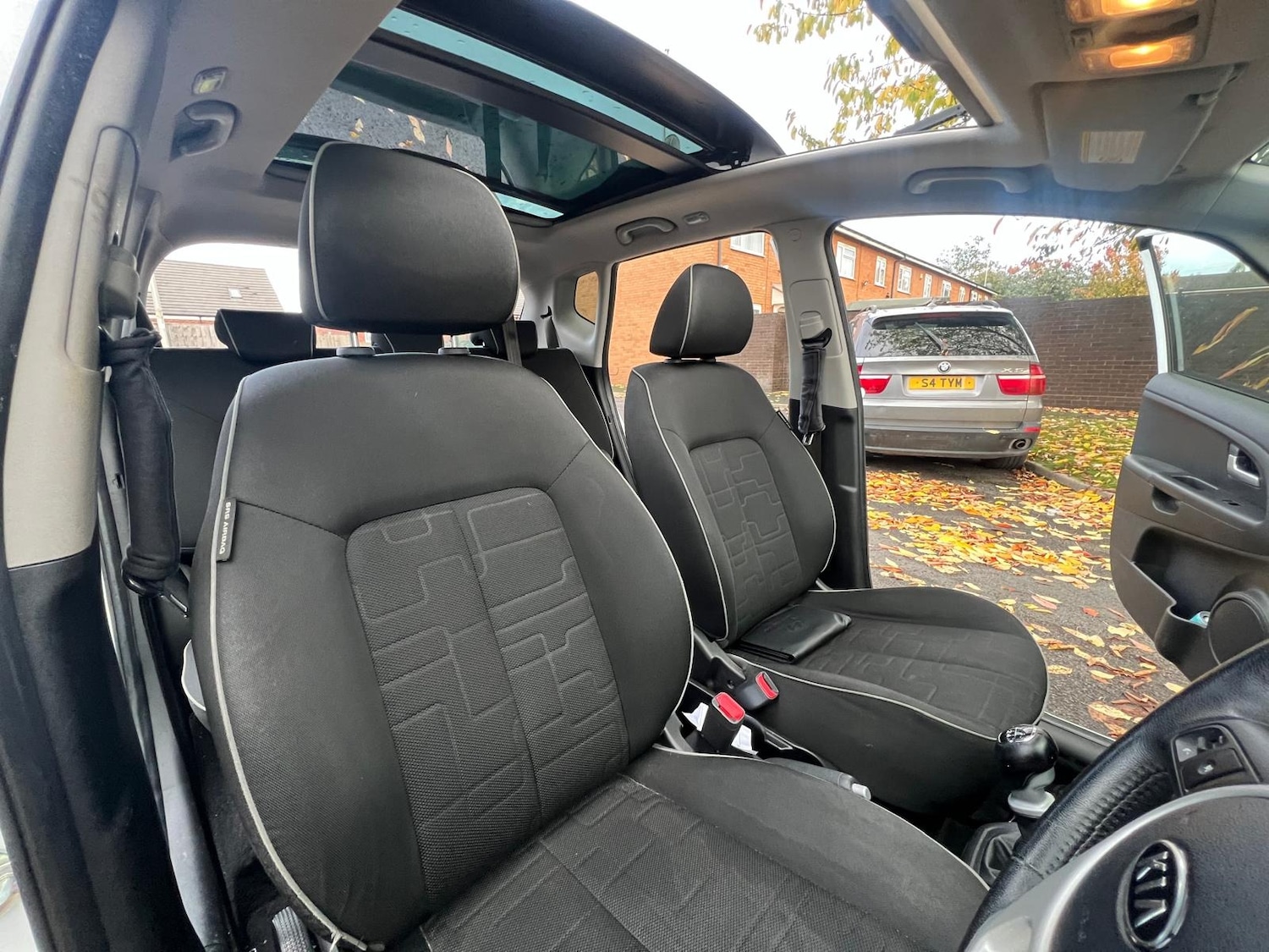 Used Kia Venga 2011 for sale - 76317721: Photo 27