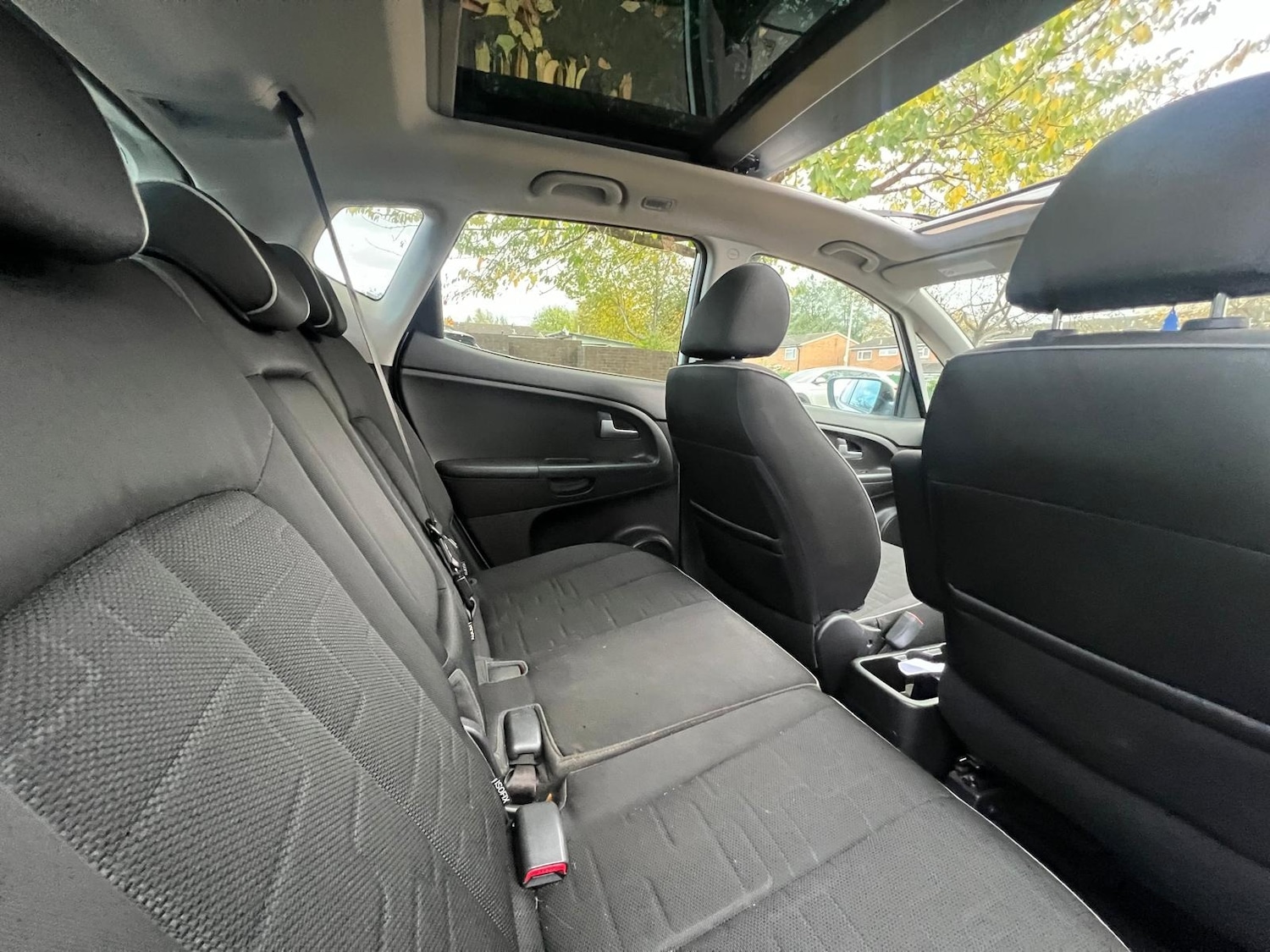 Used Kia Venga 2011 for sale - 76317721: Photo 32