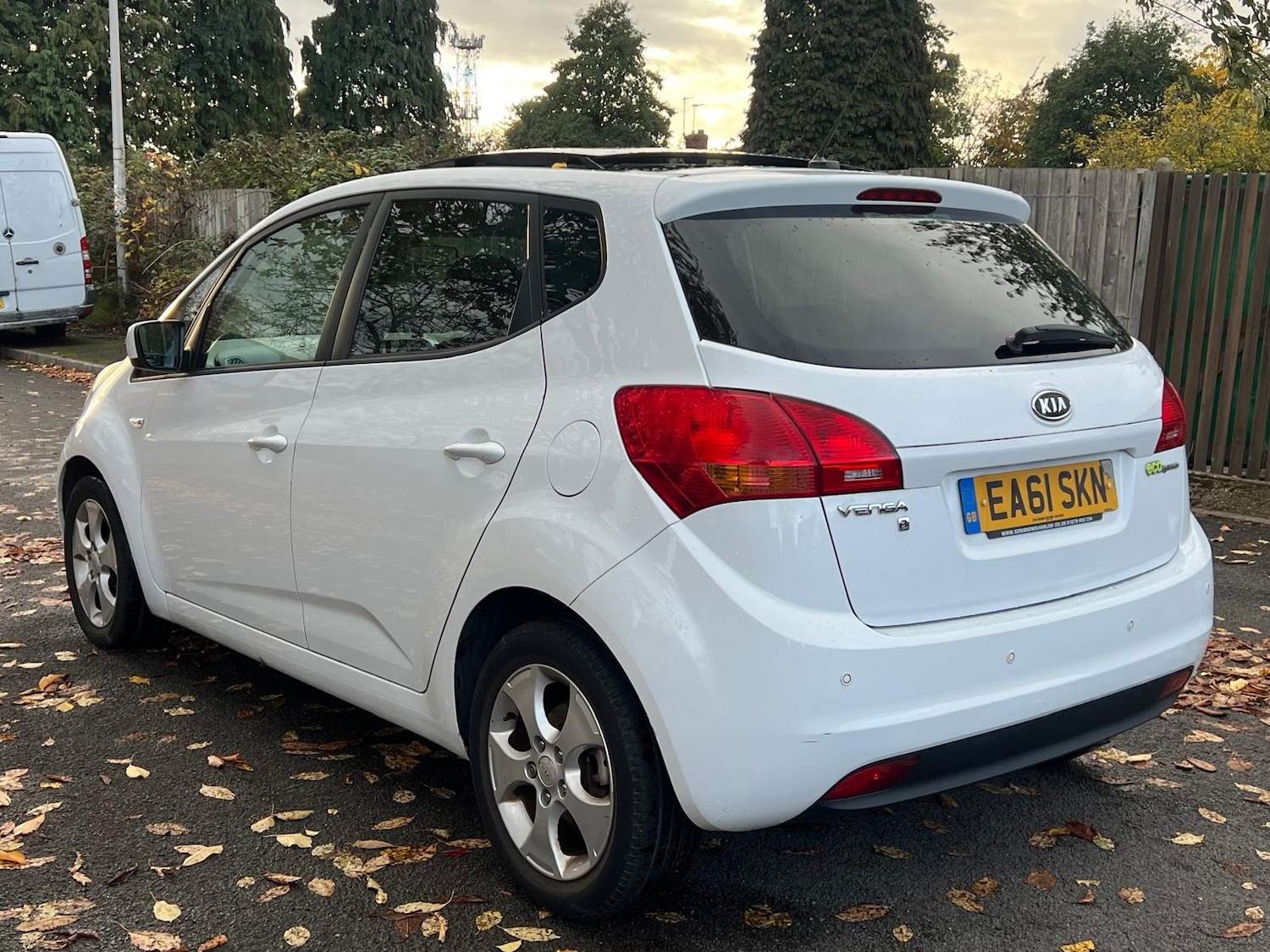 Used Kia Venga 2011 for sale - 76317721: Photo 8