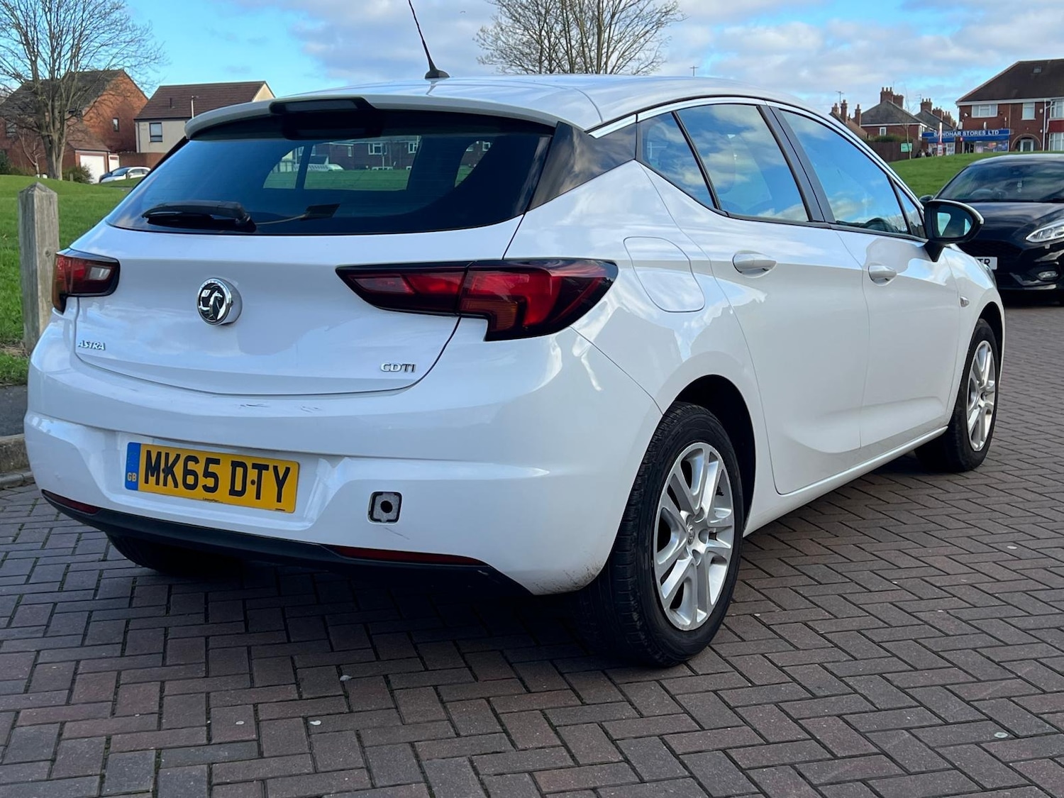 Used Vauxhall Astra 2015 for sale - 77050523: Photo 11