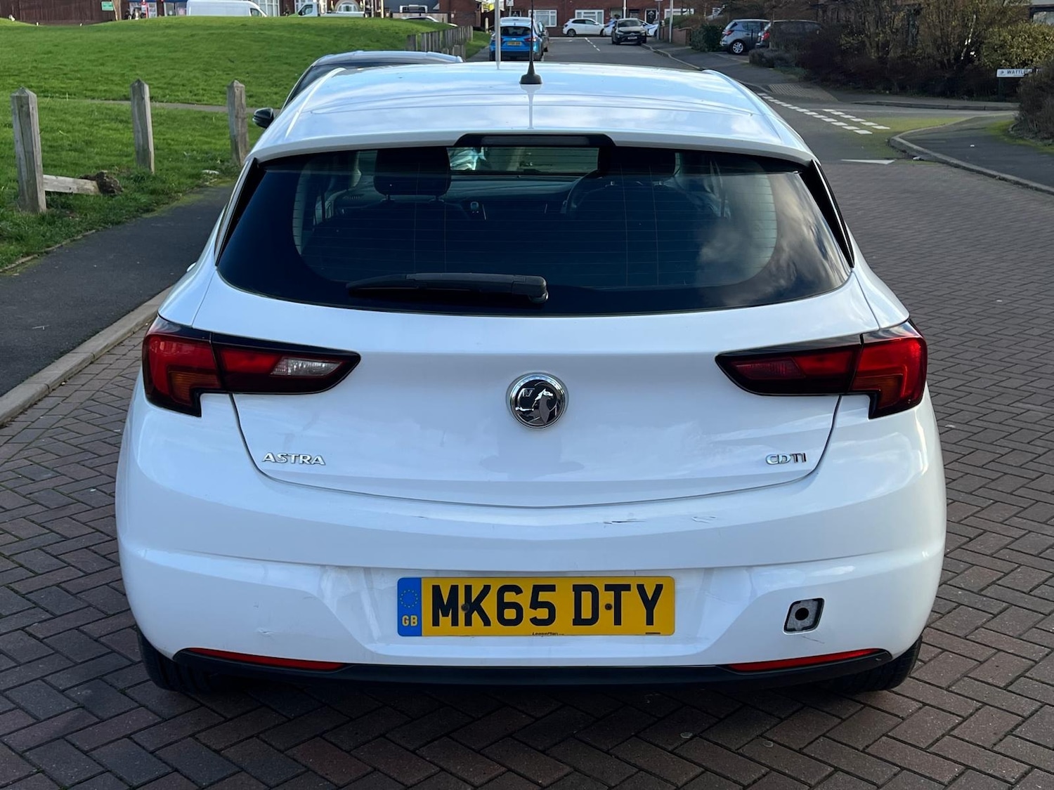 Used Vauxhall Astra 2015 for sale - 77050523: Photo 12