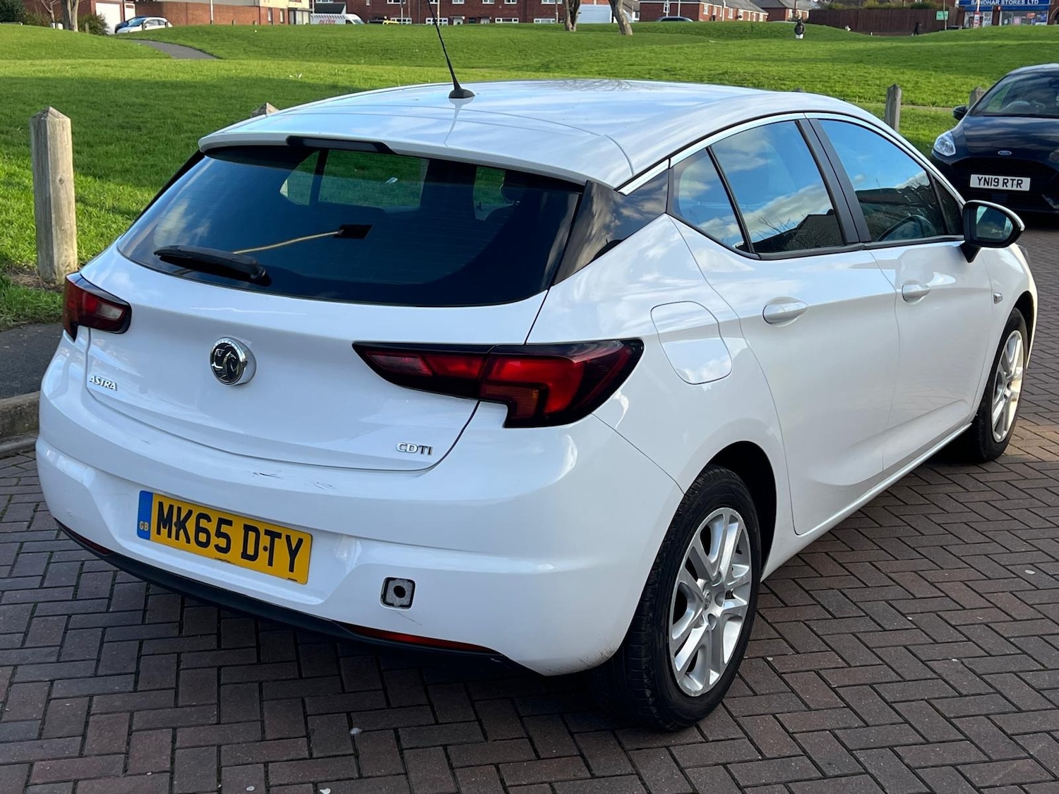 Used Vauxhall Astra 2015 for sale - 77050523: Photo 14