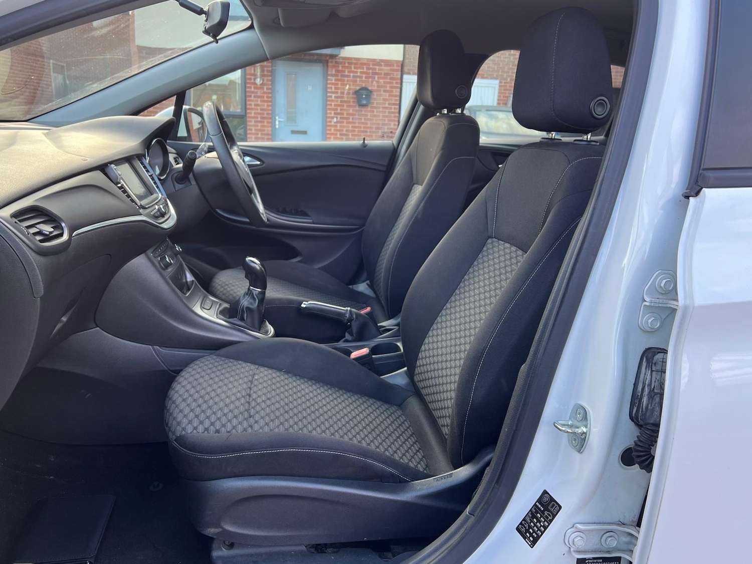 Used Vauxhall Astra 2015 for sale - 77050523: Photo 24