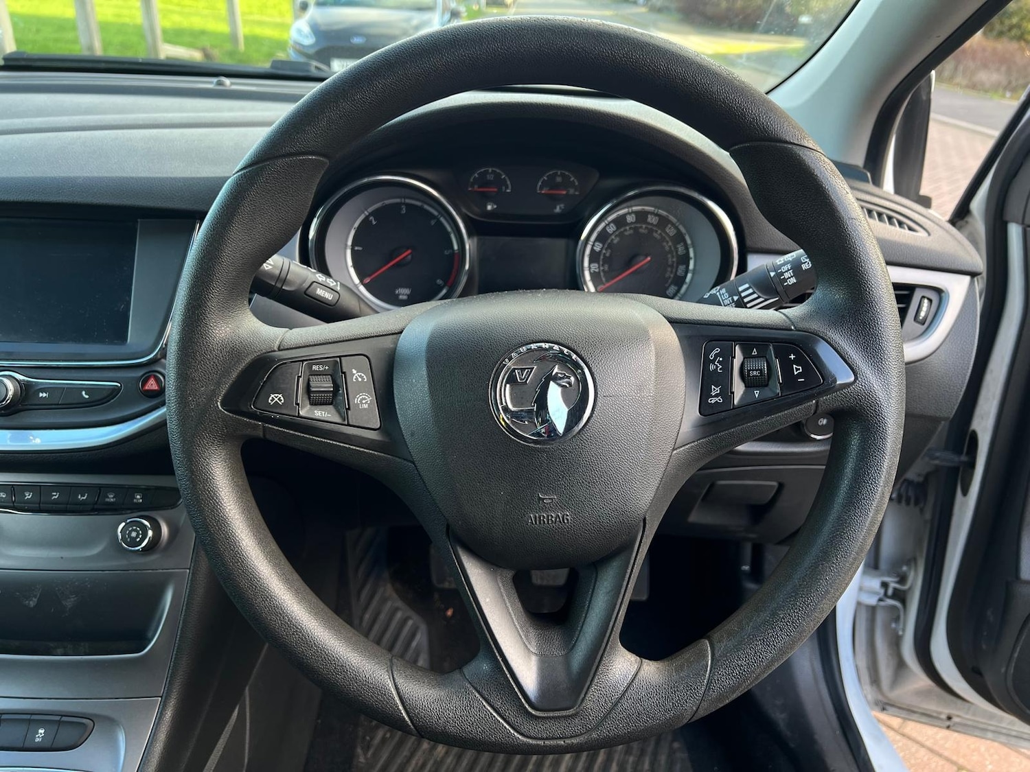 Used Vauxhall Astra 2015 for sale - 77050523: Photo 30